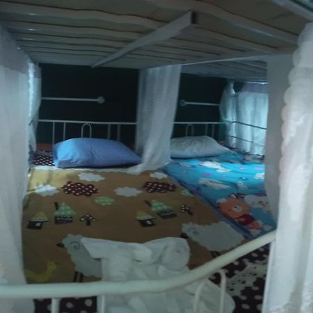 Hostel Neva Paris Паксе Экстерьер фото