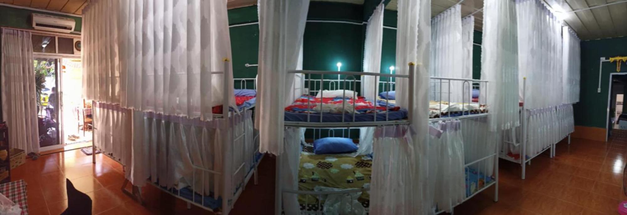 Hostel Neva Paris Паксе Экстерьер фото